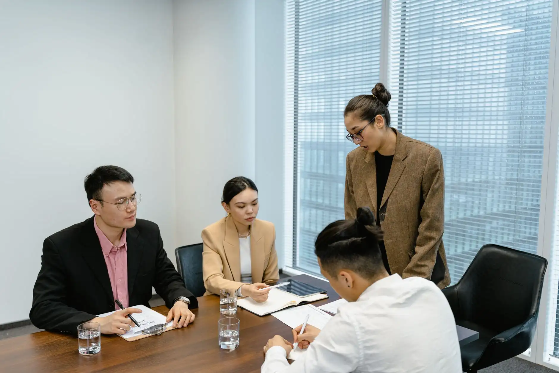 东莞中小企业管理升级：追梦人顾问的体系化咨询方案解析